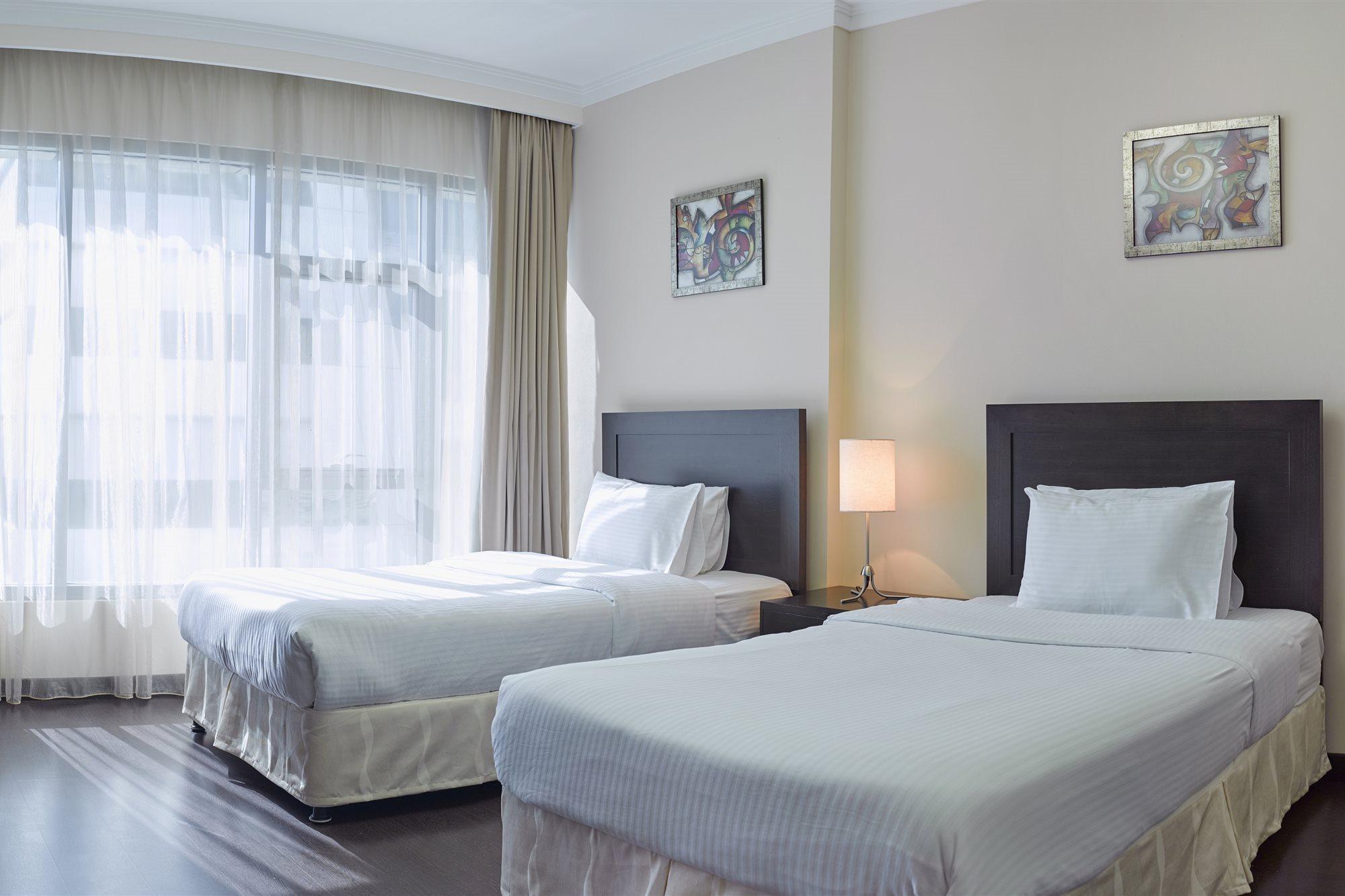 Tulip Hotel & Suites Манама Екстериор снимка