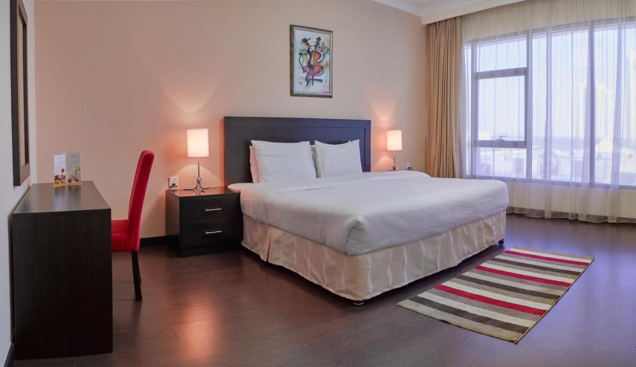 Tulip Hotel & Suites Манама Екстериор снимка